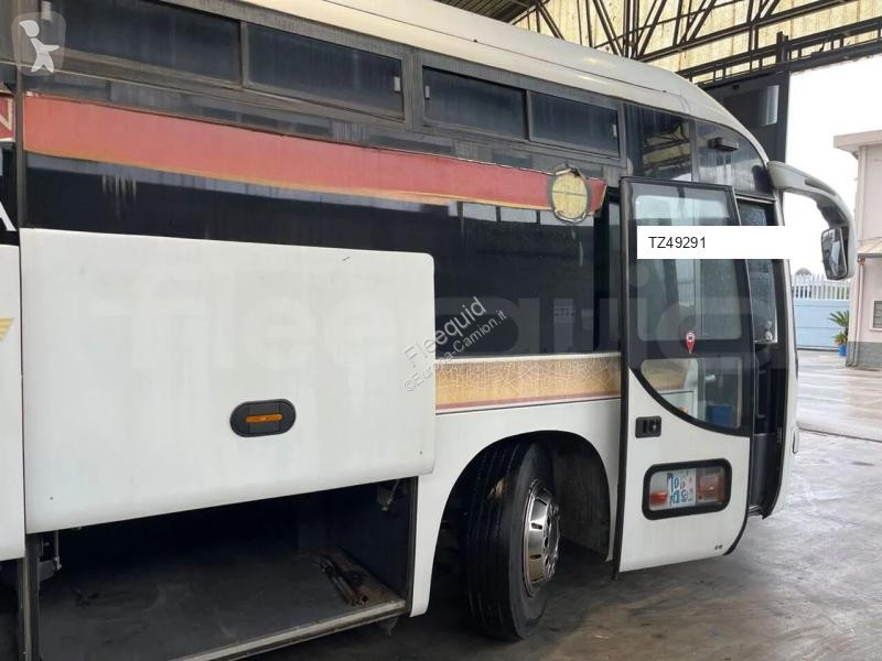 حافلة King Long XMQ6120