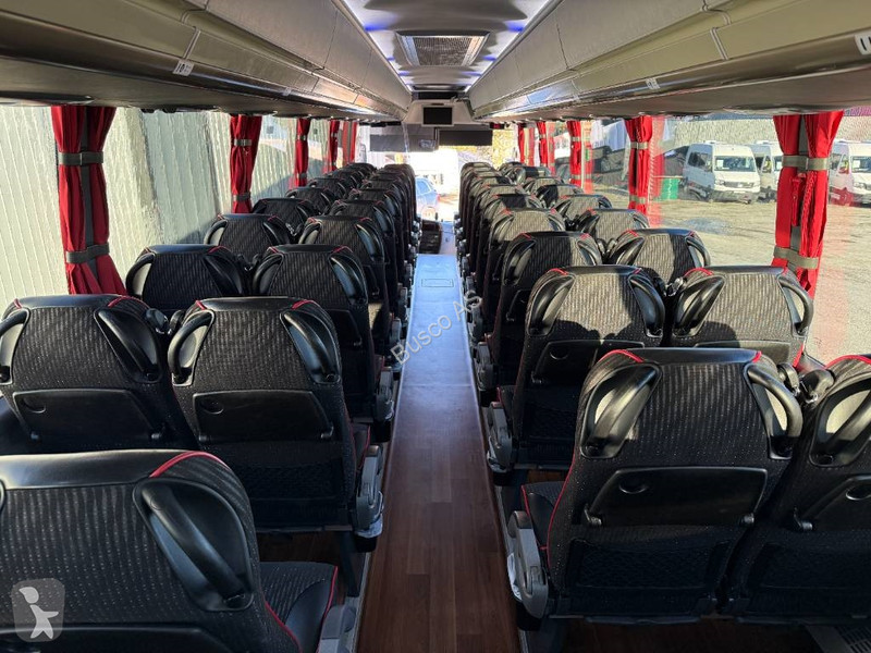 Междуградски автобус Scania Touring HD