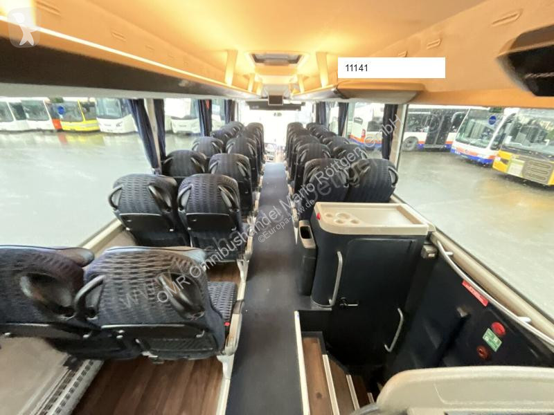 حافلة Neoplan L