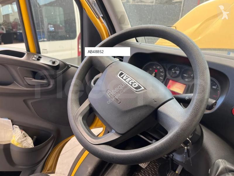 حافلة Iveco Daily