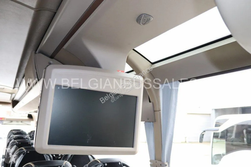 حافلة Iveco / 12.8m / Lift / Full Option
