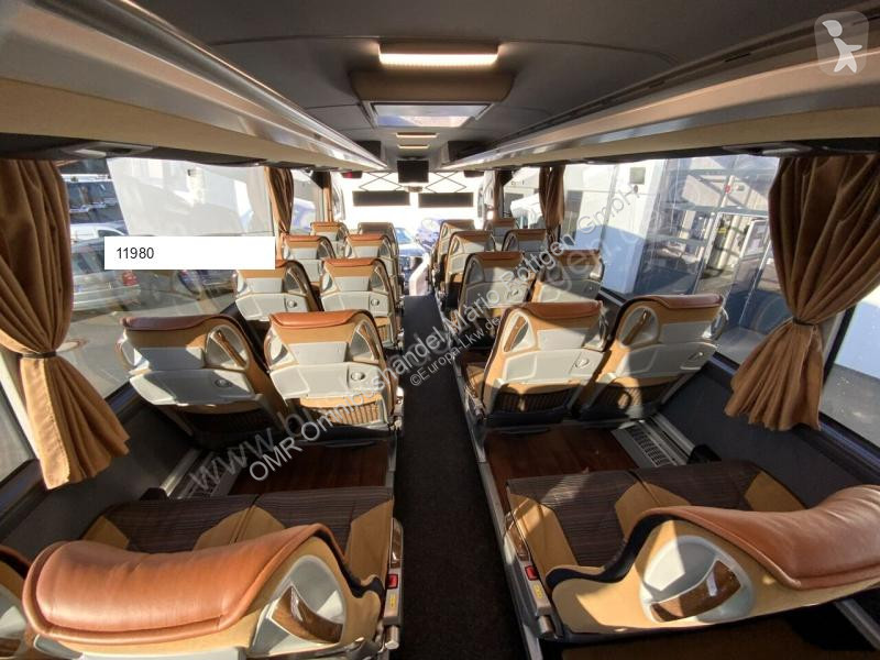 Autobus Mercedes L 17 RHD
