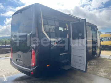 Autocar reconvertido Iveco