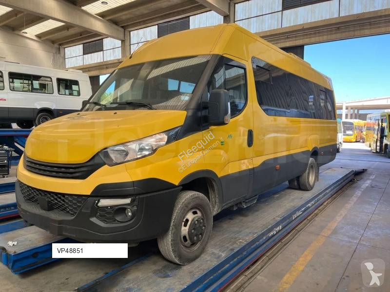 حافلة Iveco Daily