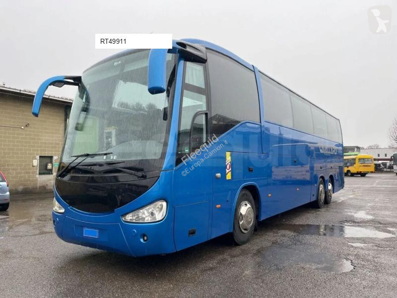 Междуградски автобус Irizar