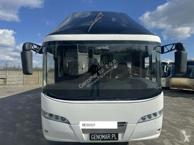 Междуградски автобус Neoplan