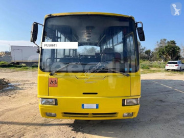 Autocar transport scolaire Iveco