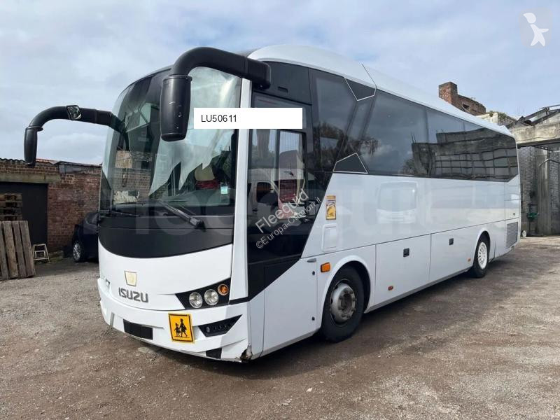 Autobus Isuzu Visigo