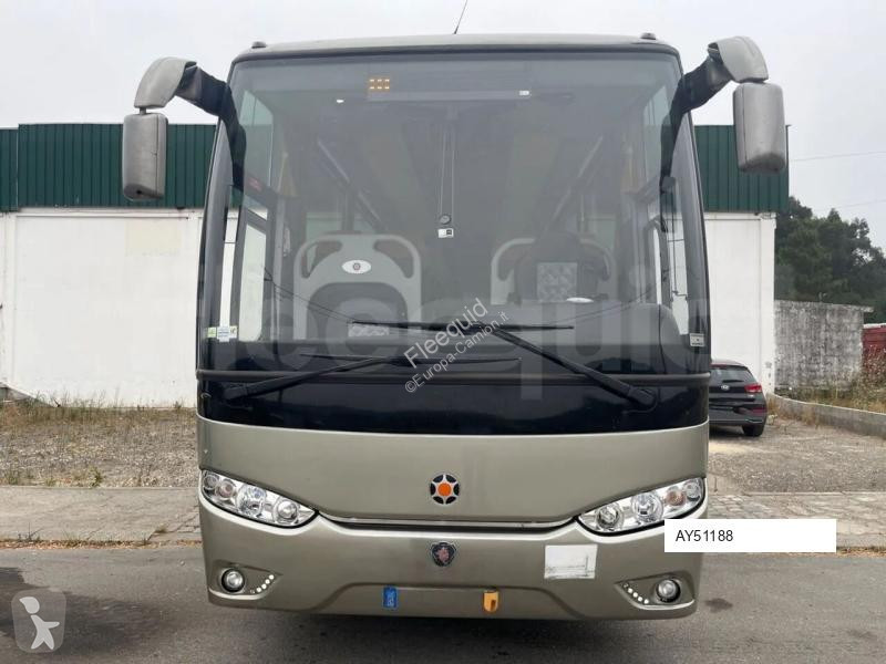 Междуградски автобус Scania Marcopolo