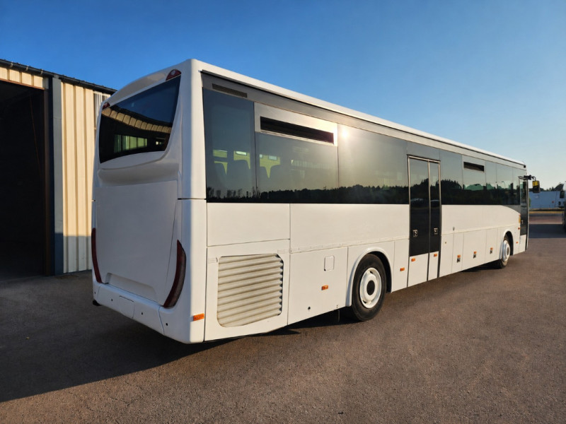 Междуградски автобус Iveco