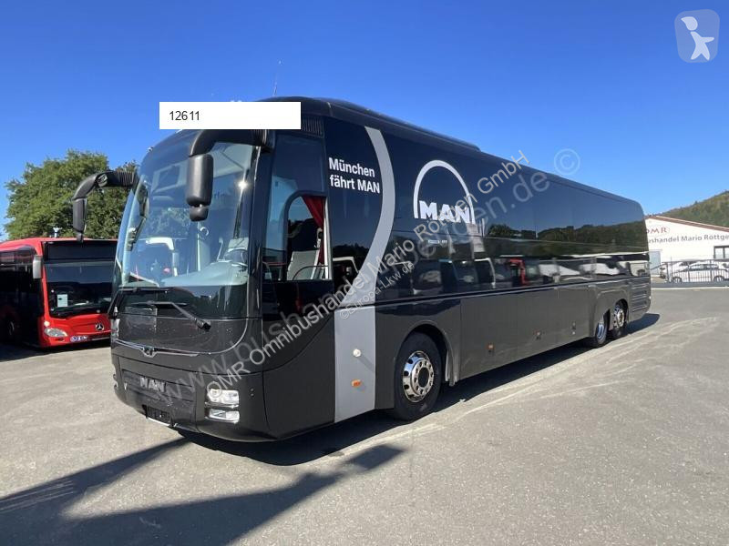Autokar MAN R 08