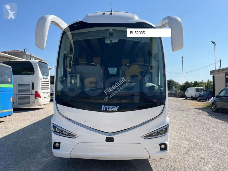 Autokar Irizar i8