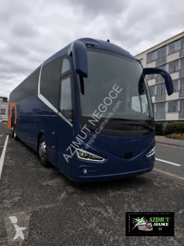 Autokar turystyczny Irizar