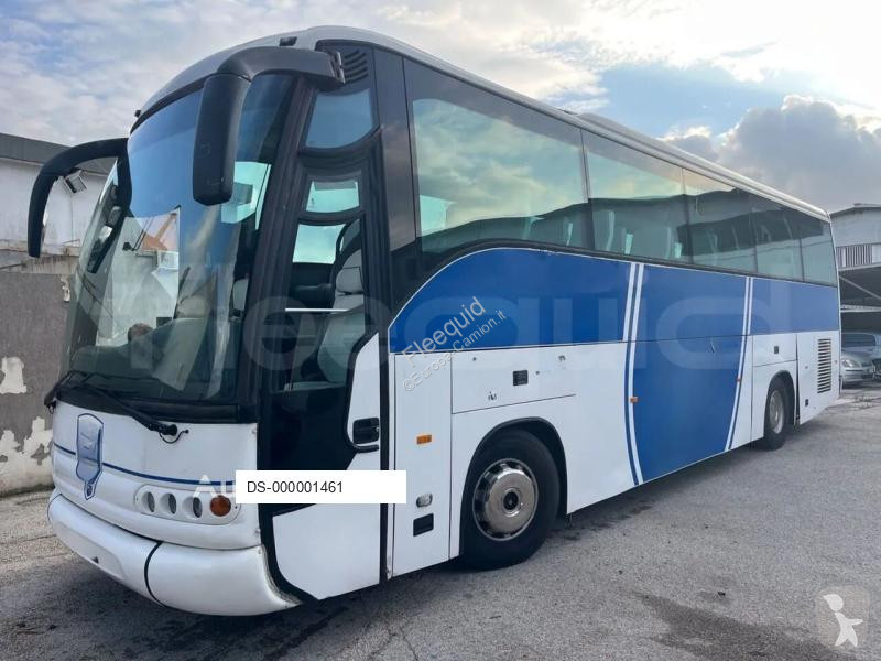 Iveco 389 coach