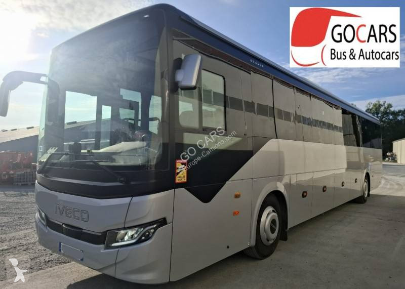 Távolsági autóbusz Iveco H 55+1+1+WC