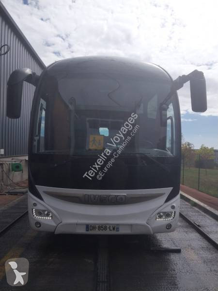 Távolsági autóbusz Iveco