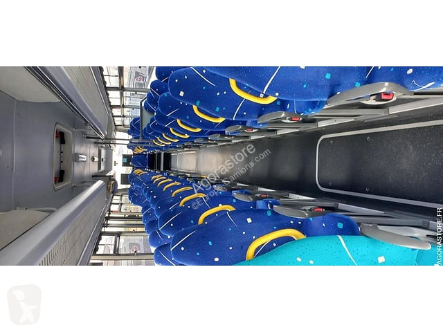Távolsági autóbusz
