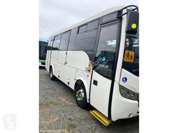 旅游大巴 校车 无公告