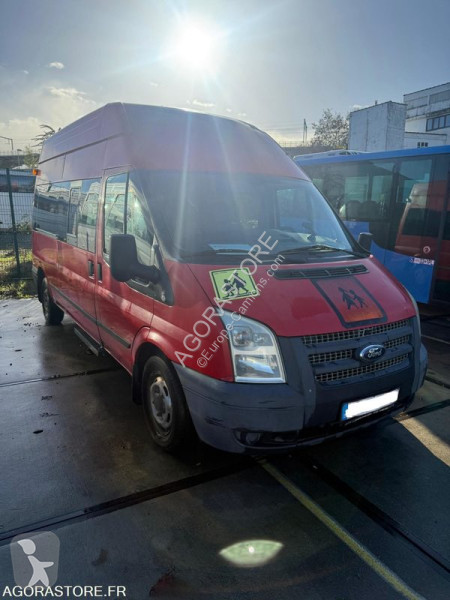Autocar Ford Transit