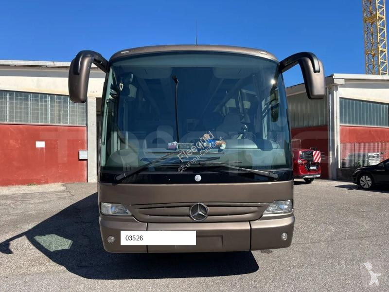 Mercedes Tourino coach