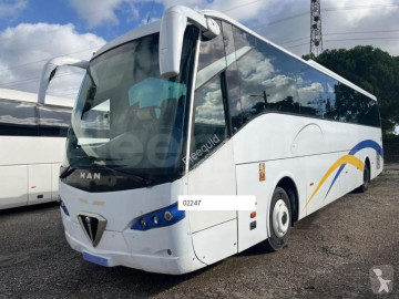 MAN Noge coach