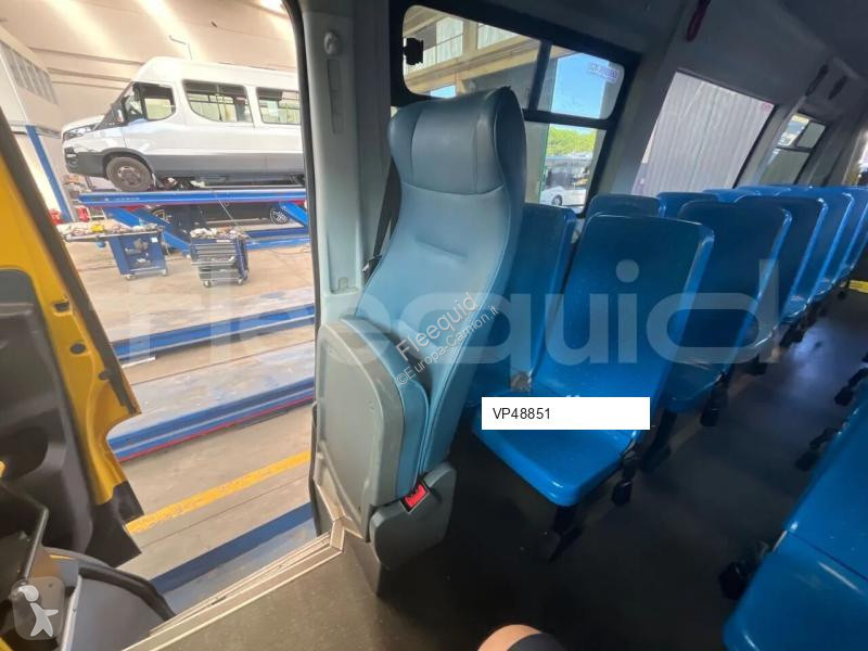 حافلة Iveco Daily