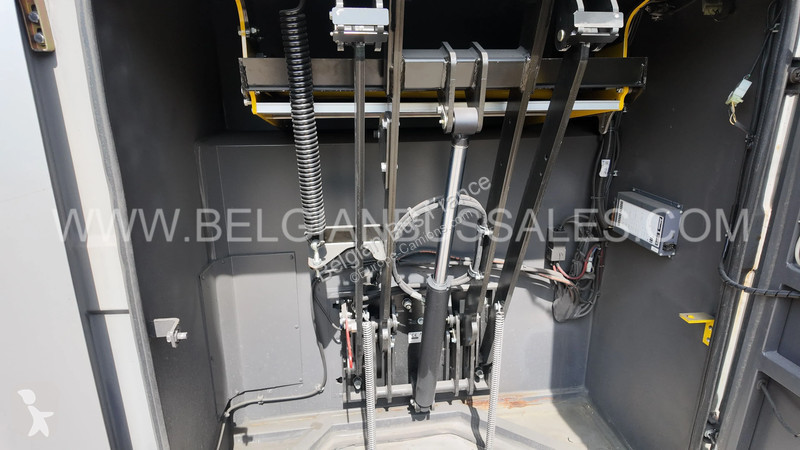 حافلة Irizar 14.37 / Lift / Full Option