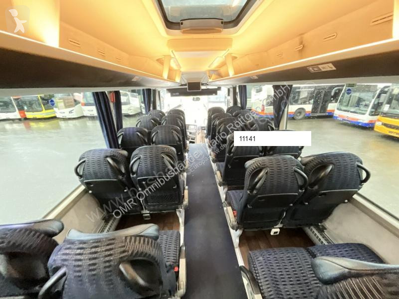 حافلة Neoplan L