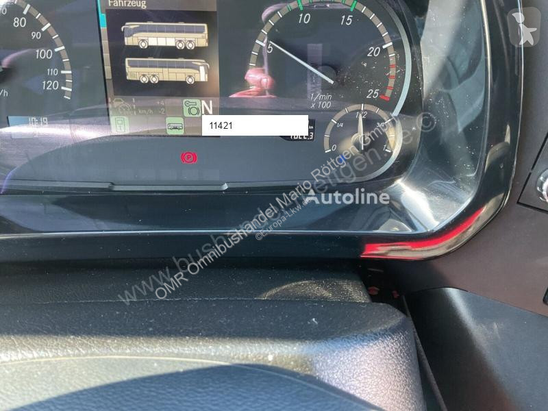 Autobus Mercedes 16 RHD
