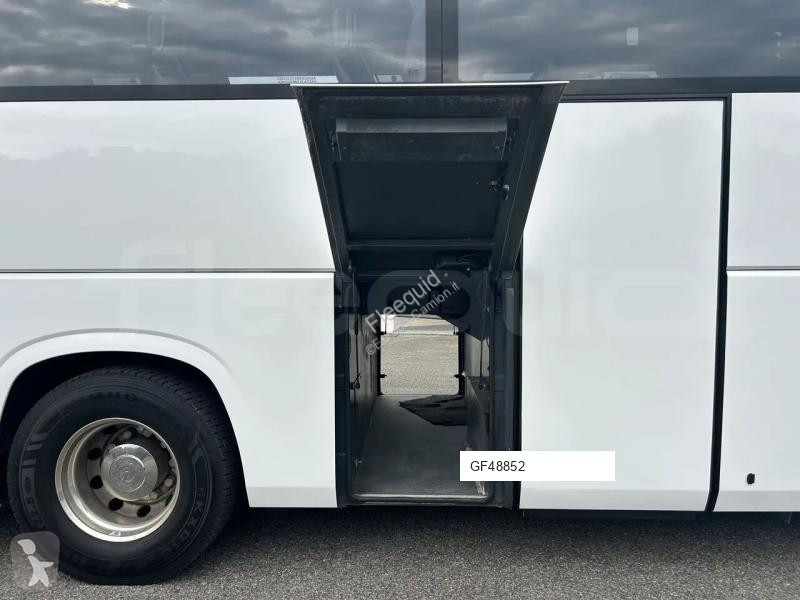 Междуградски автобус Irizar i6