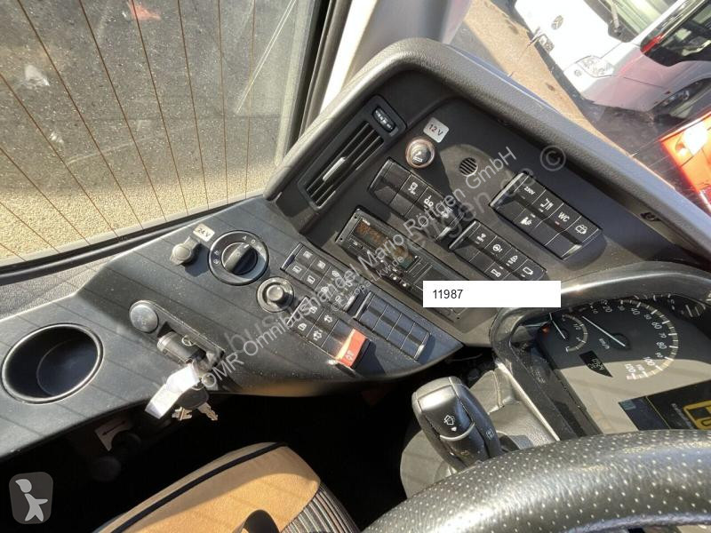 حافلة Mercedes 16 RHD