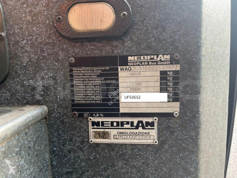Междуградски автобус Neoplan