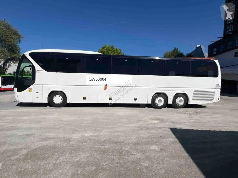 Междуградски автобус Neoplan