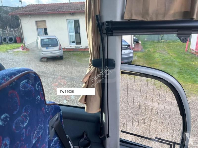 Междуградски автобус Scania Century