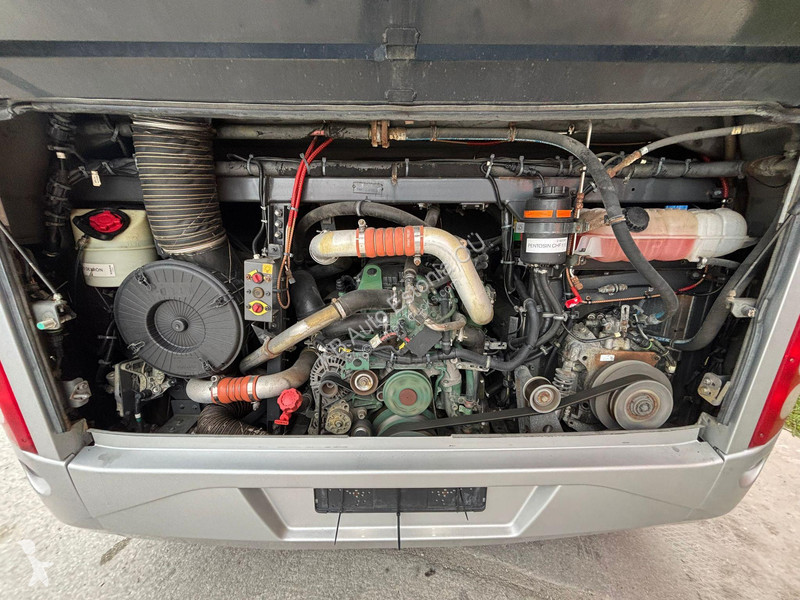 Autocar Volvo B8R H 6x2*4 61 SEATS / AC /...
