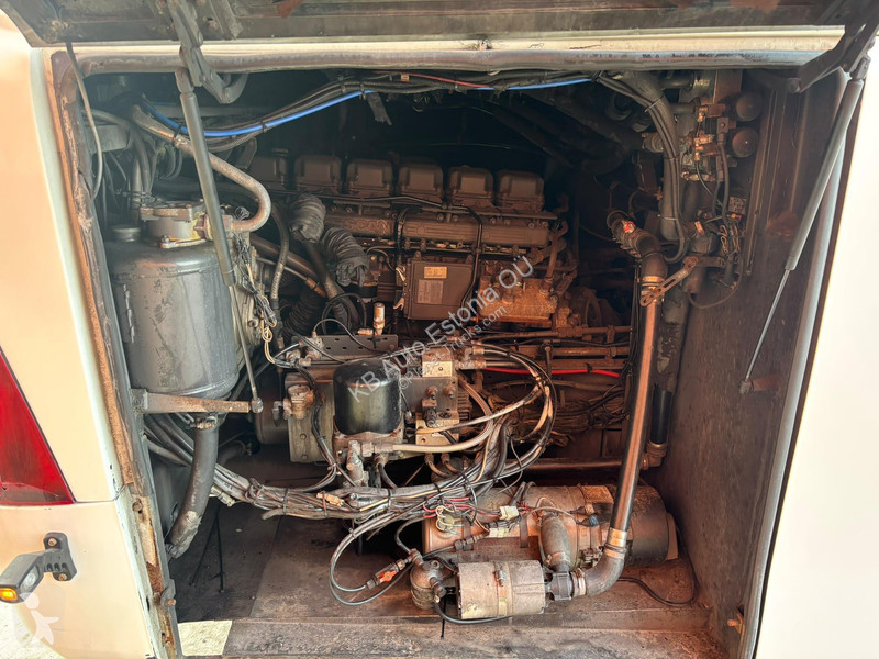 Scania K 124 6x2 AC / AUXILIARY HEATING / WC coach