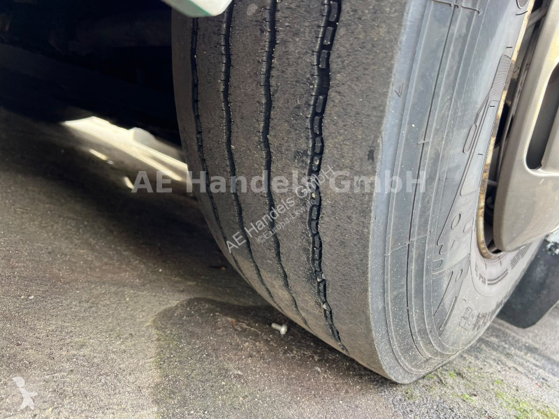 Touringcar Mercedes RHD M...