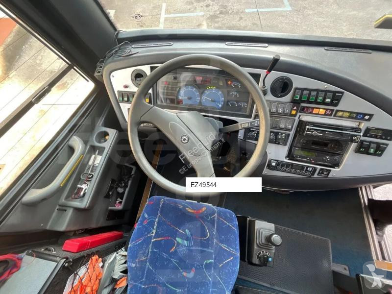 Междуградски автобус Iveco 389