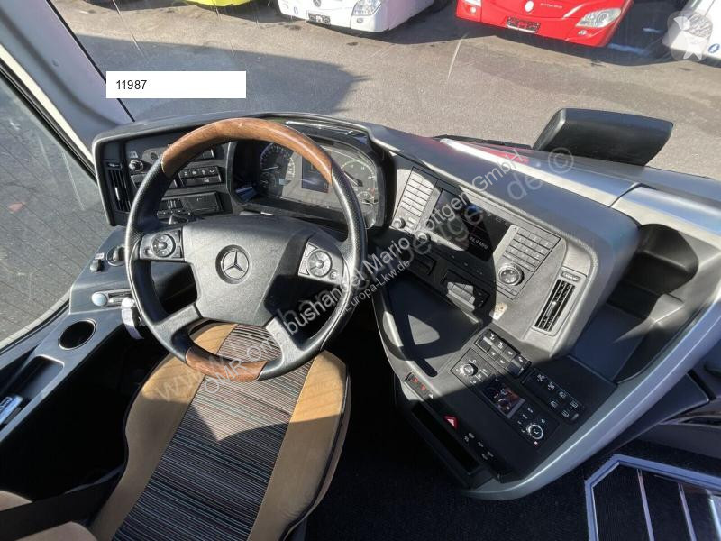 حافلة Mercedes 16 RHD