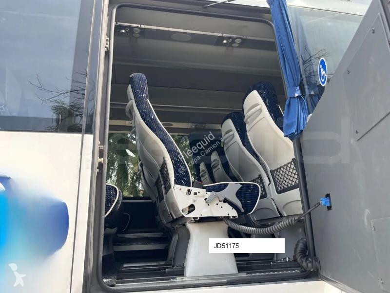 Междуградски автобус Irizar i6