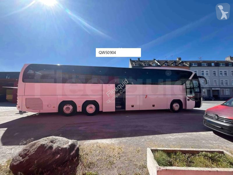 Междуградски автобус Neoplan