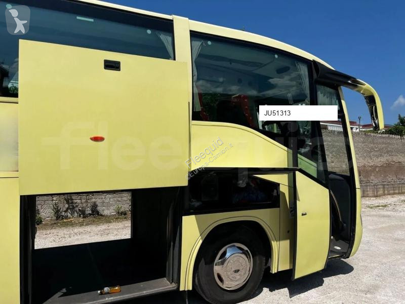 حافلة Irizar