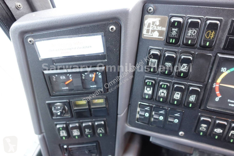 حافلة Mercedes O 550 L *66-Sitze*6-Gang*
