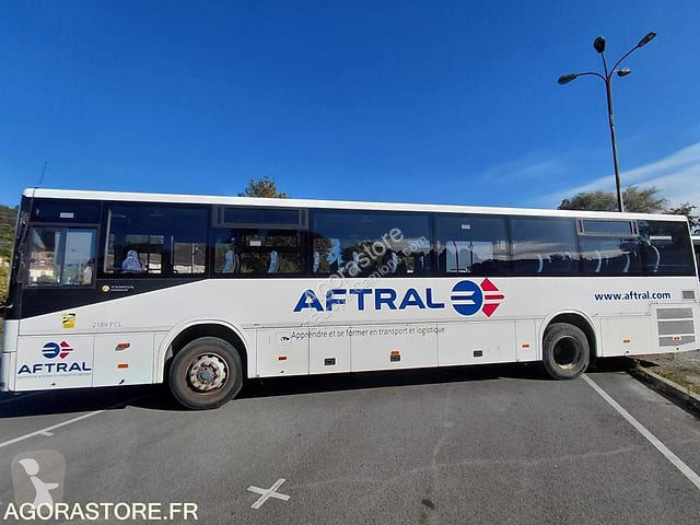 Távolsági autóbusz