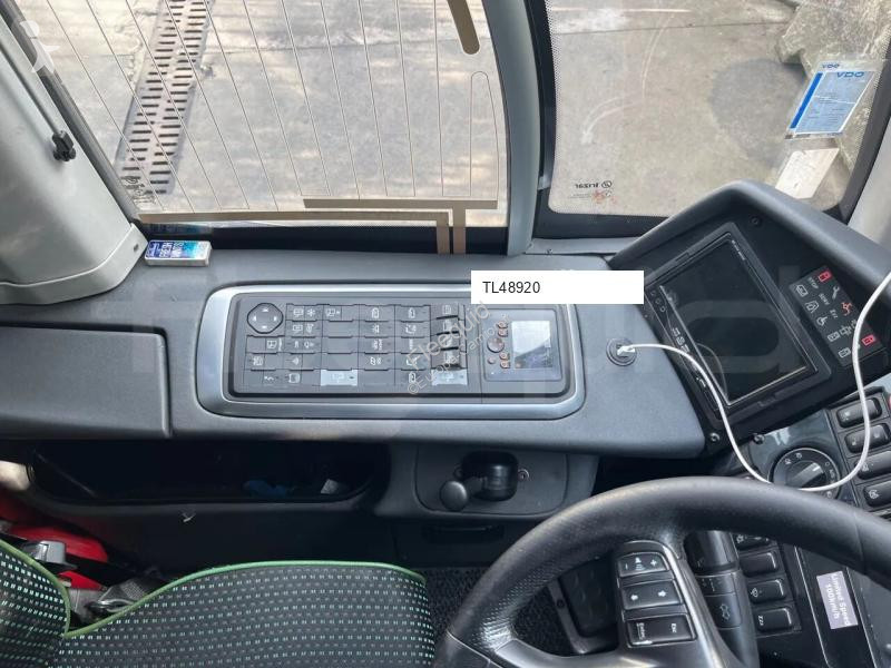 Междуградски автобус Irizar i6