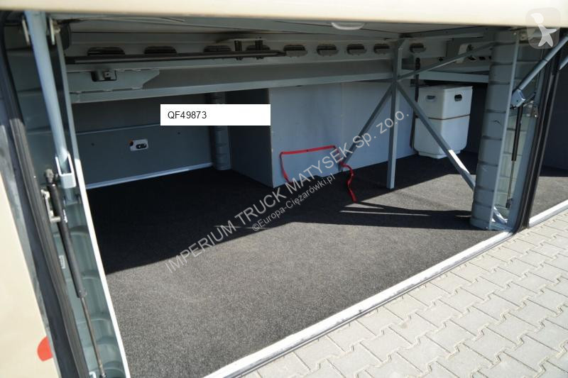 Междуградски автобус Mercedes TRAVEGO 16 RHD-M