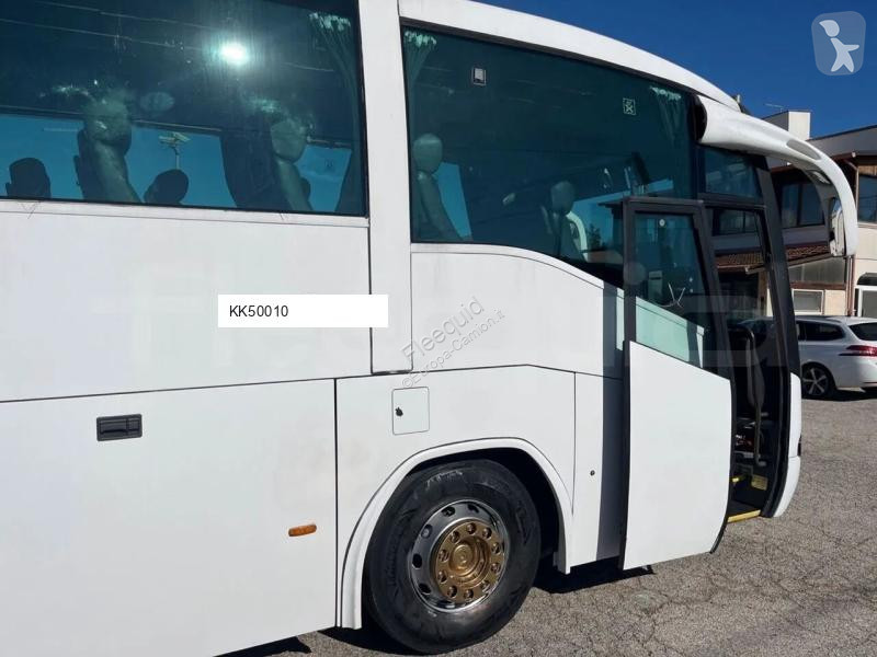 Междуградски автобус Scania i6