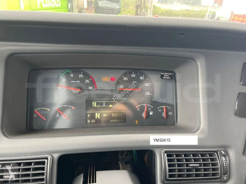 Междуградски автобус Volvo