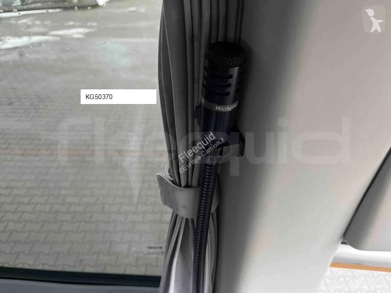 Междуградски автобус Irizar i6