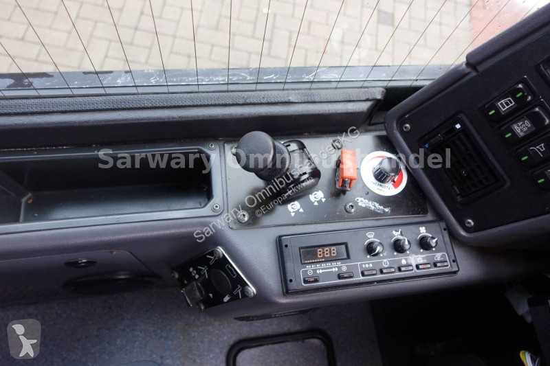 حافلة Mercedes O 550 L *66-Sitze*6-Gang*